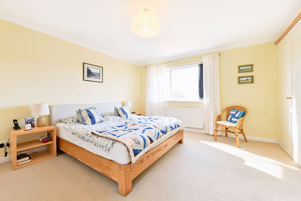 Bedroom- click for photo gallery